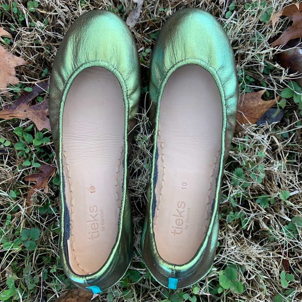 Cat’s Eye Green Custom Tieks